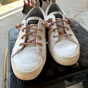 Sperry’s women’s slip on shoes size 8 colors are white and pink